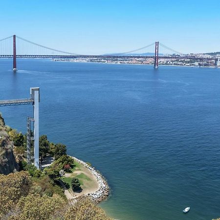 Cantinho Do Tejo Apartment Almada Luaran gambar